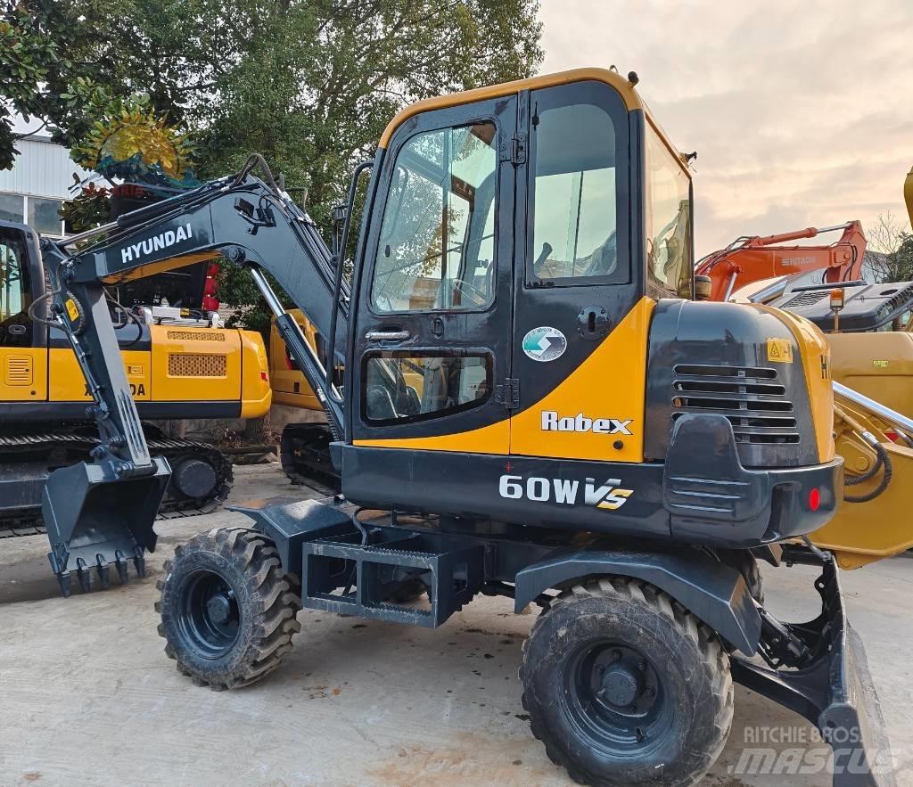 Hyundai R 60 W Gumikerekes kotrók