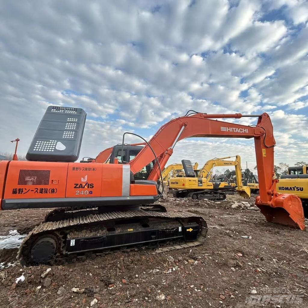Hitachi ZX 240 Lánctalpas kotrók
