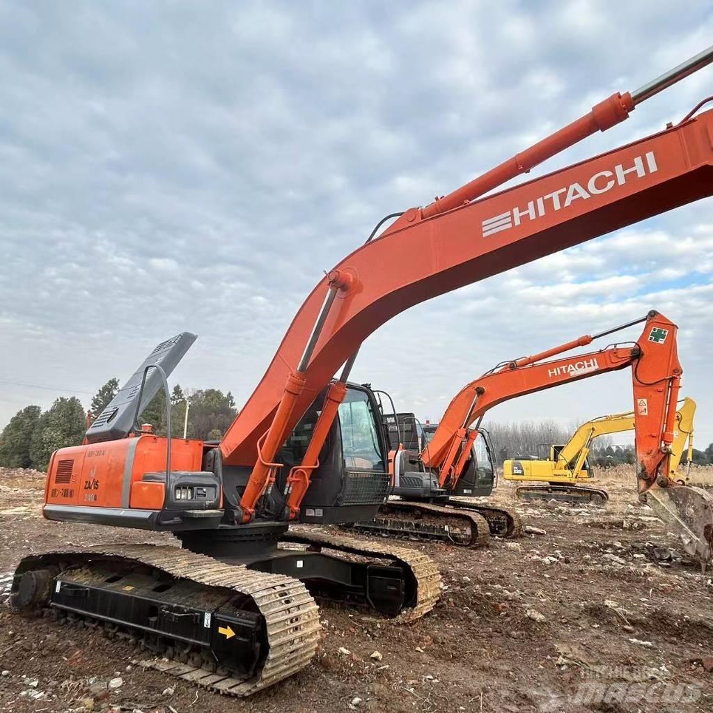 Hitachi ZX 240 Lánctalpas kotrók