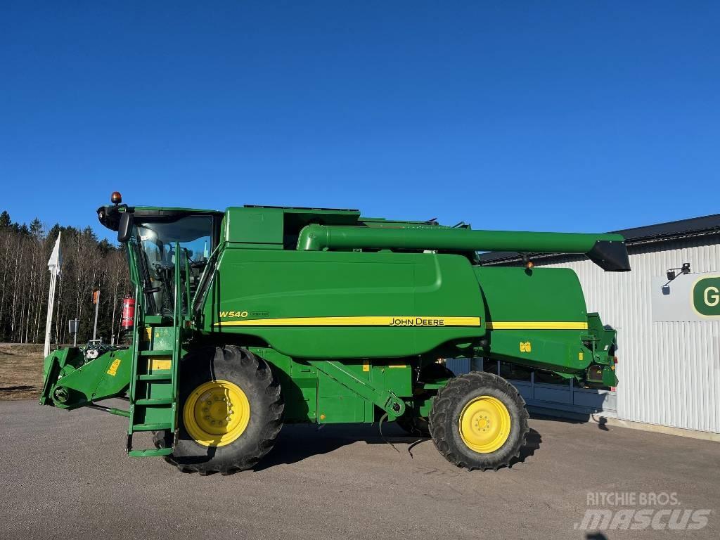John Deere W540 Kombájnok