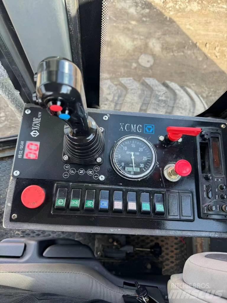 XCMG GR 2153 Gréderek