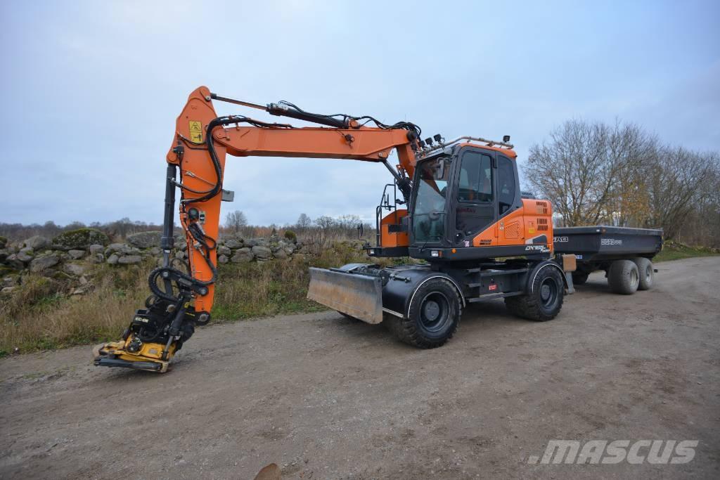 Doosan DX 165 W-5 Gumikerekes kotrók