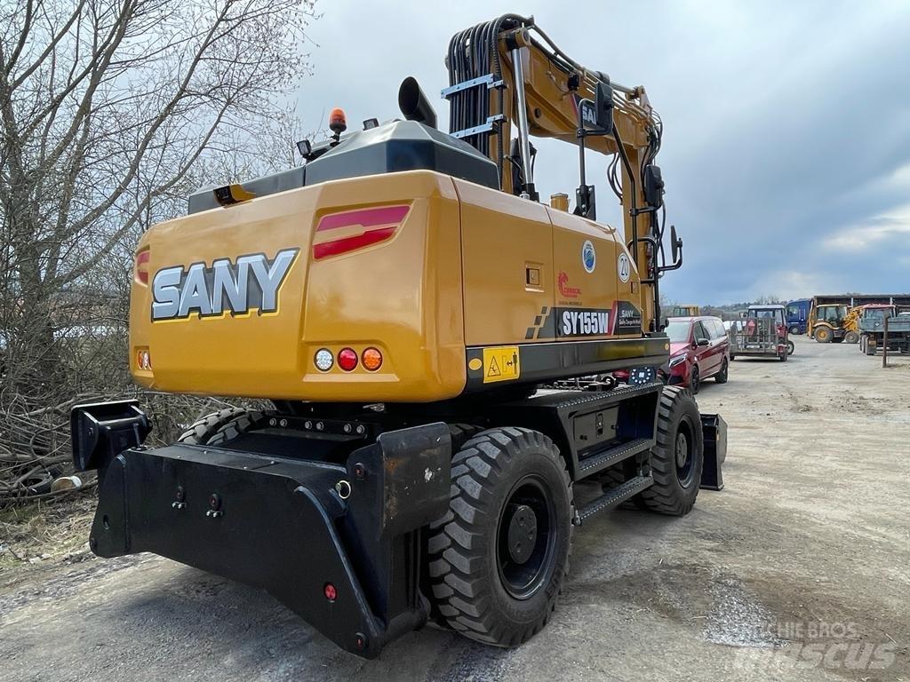 Sany SY155W Gumikerekes kotrók
