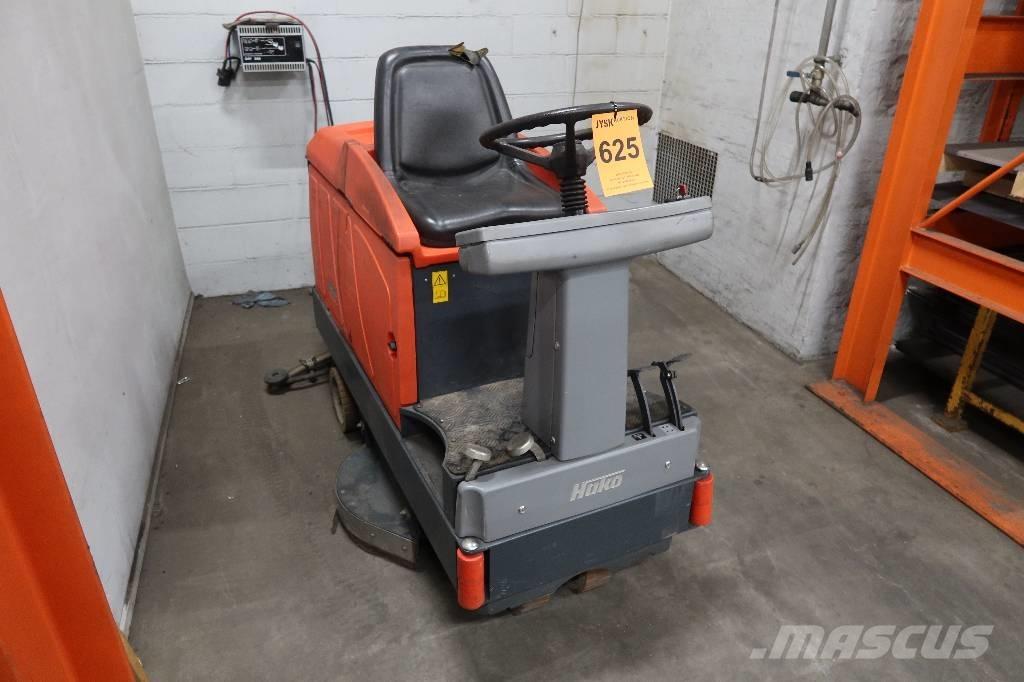 Hako B910 Scrubber dryers