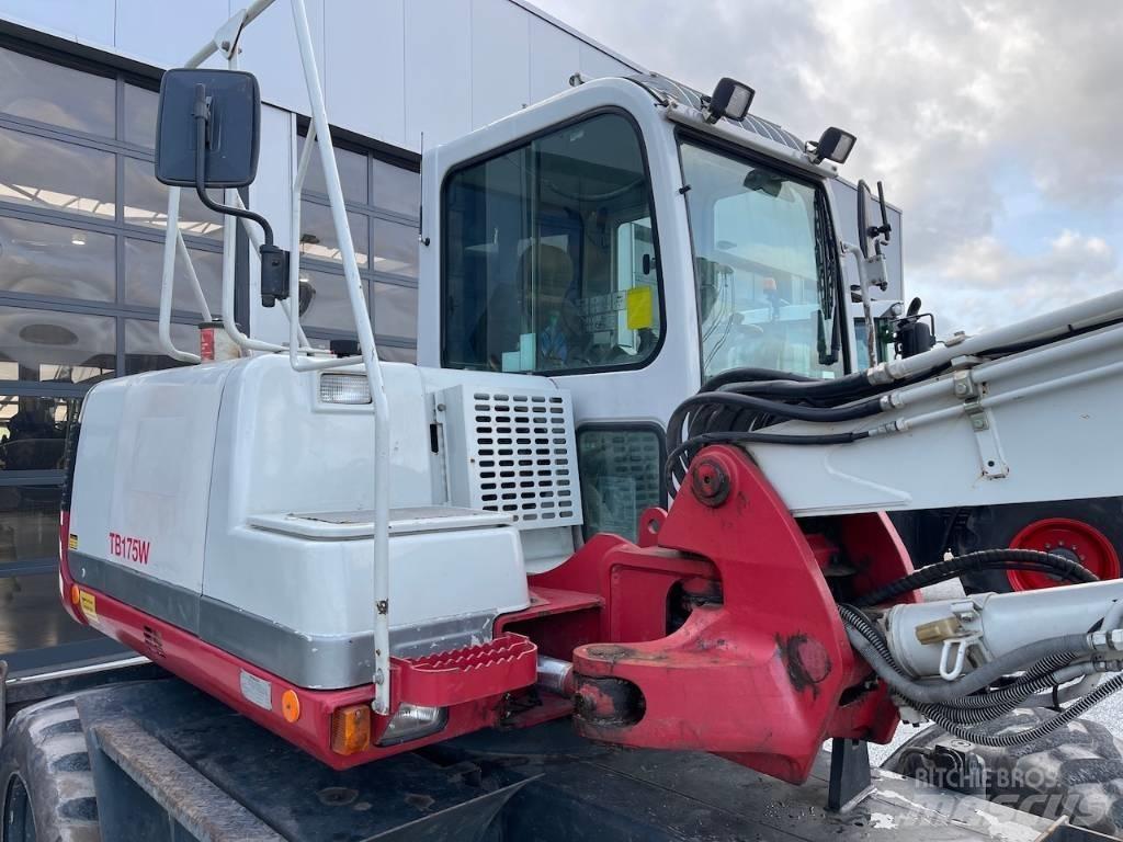Takeuchi TB175W Közepes (midi) kotrók 7 t - 12 t