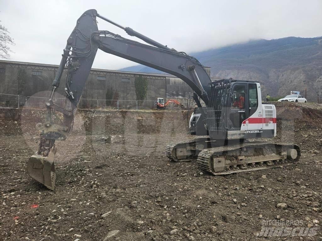 Doosan DX 235 LCR Lánctalpas kotrók