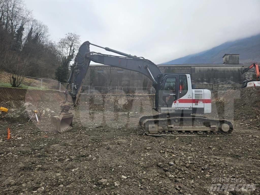 Doosan DX 235 LCR Lánctalpas kotrók