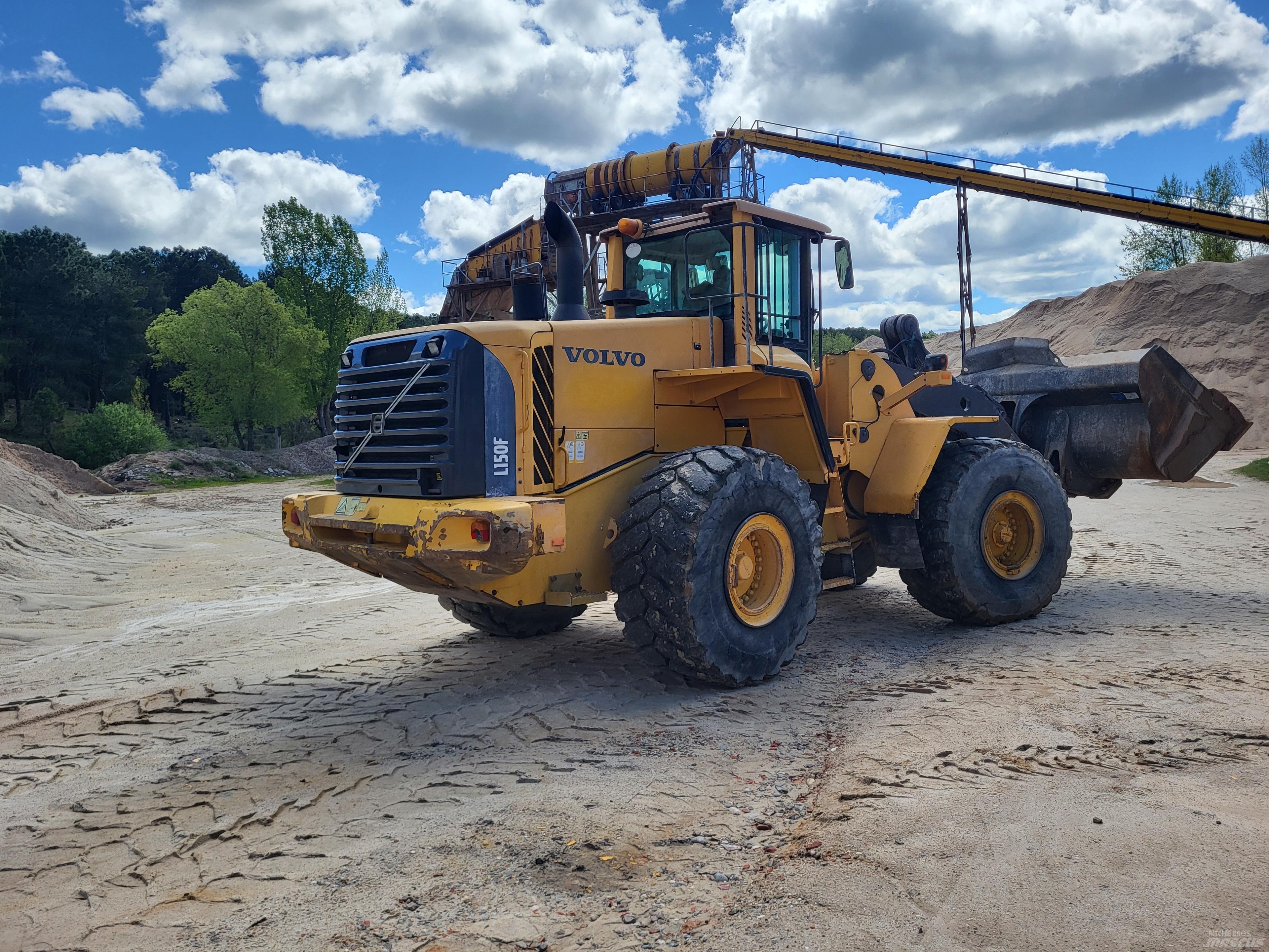 Volvo L150f Gumikerekes homlokrakodók