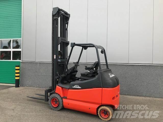 Linde E25/600-02 Elektromos targoncák