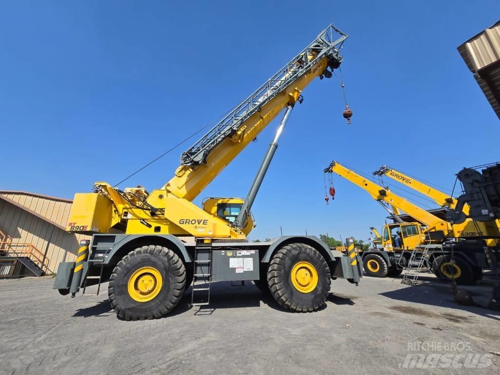 Grove RT 890 E Mobil daruk