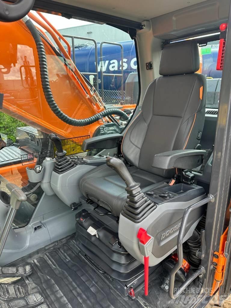 Doosan DX 350 NLC-7 Lánctalpas kotrók