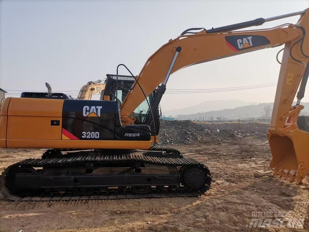 CAT 320 D Lánctalpas kotrók