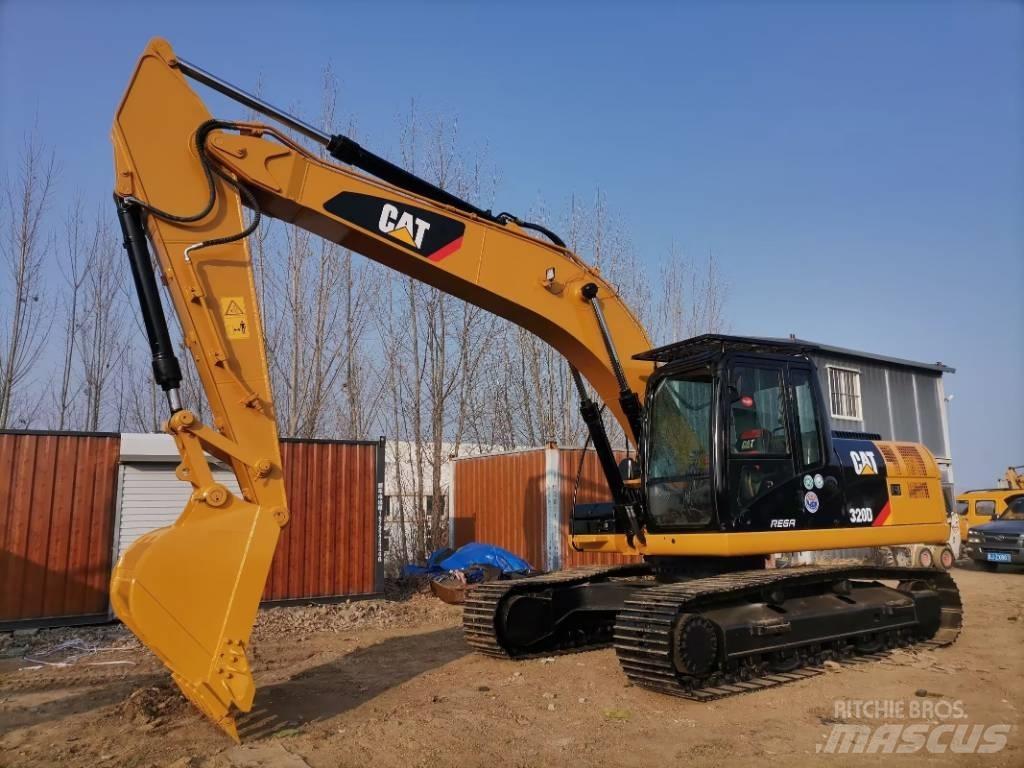 CAT 320 D Lánctalpas kotrók
