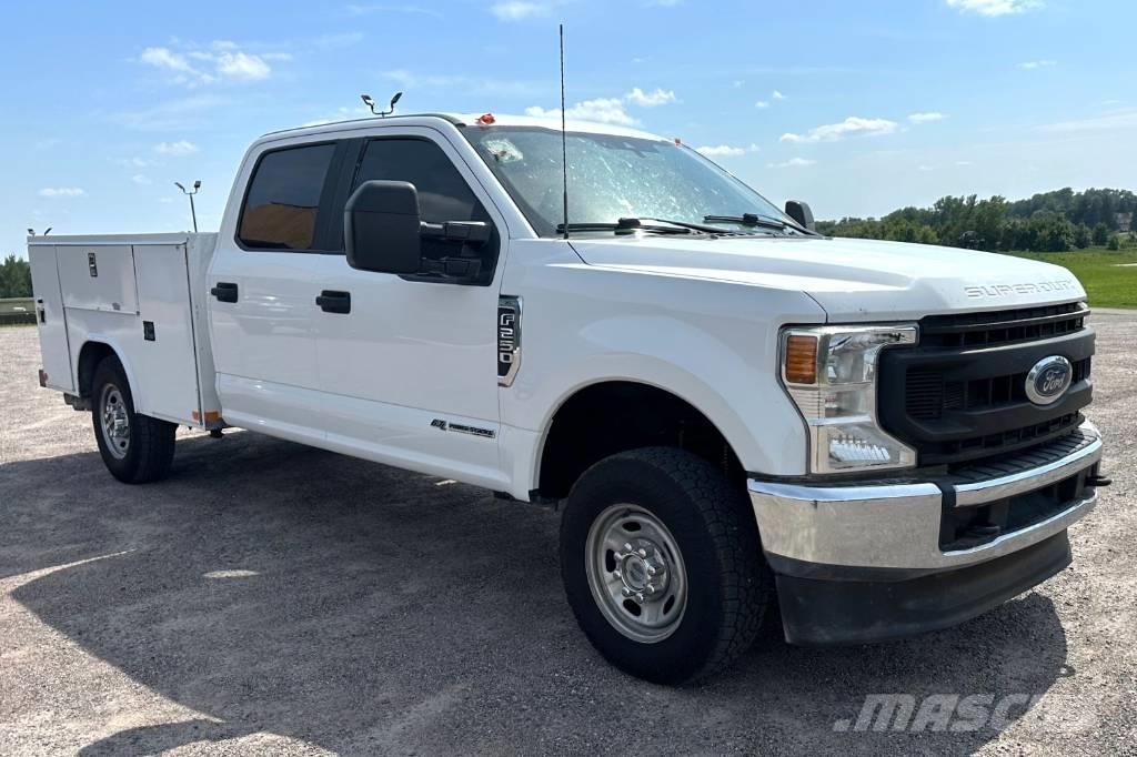 Ford F 250 XL SD Kis teherszállító/Platós kocsi