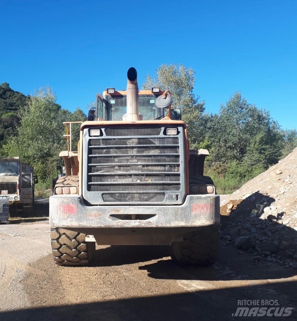 Doosan DL 500 Gumikerekes homlokrakodók