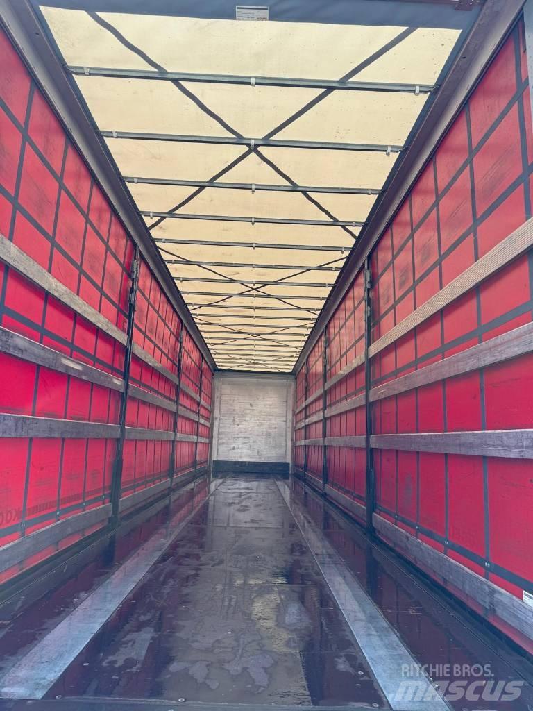Kögel S 24 belt trailerek