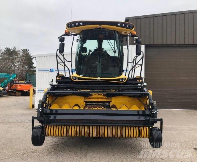 New Holland FR780 Önjáró szecskázók