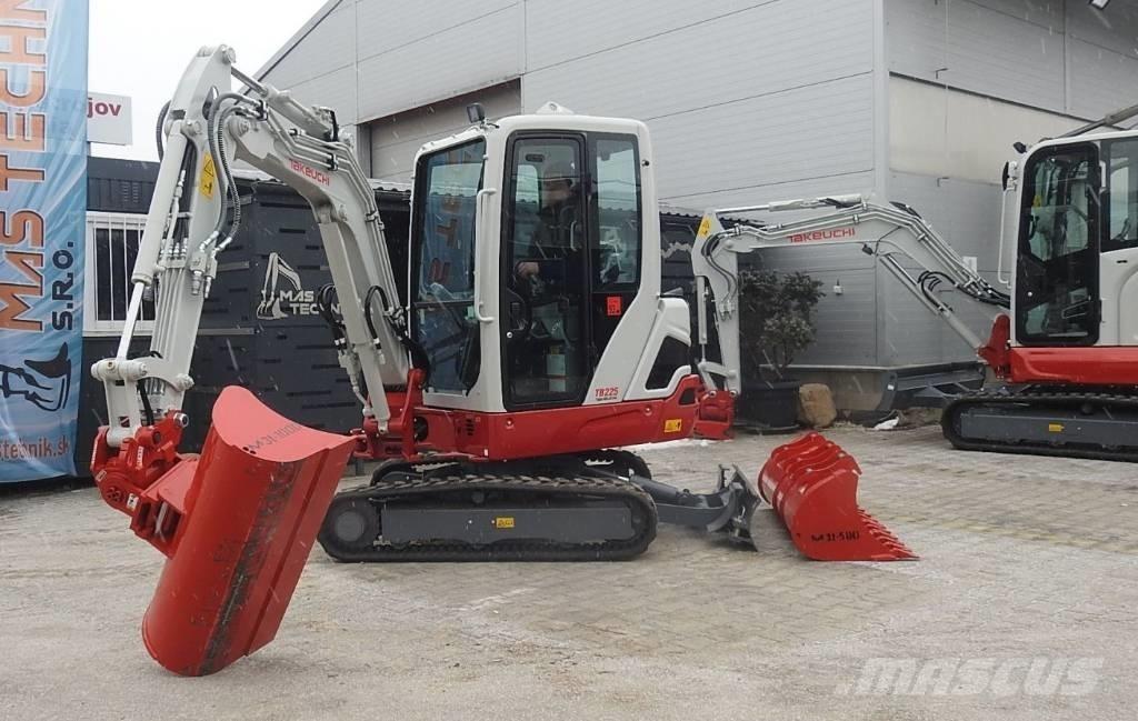 Takeuchi TB225 Mini kotrók < 7t