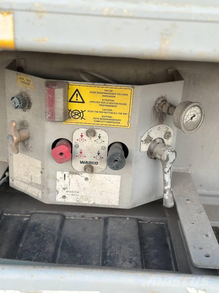 Stas SZ 336 V Billenő félpótkocsik