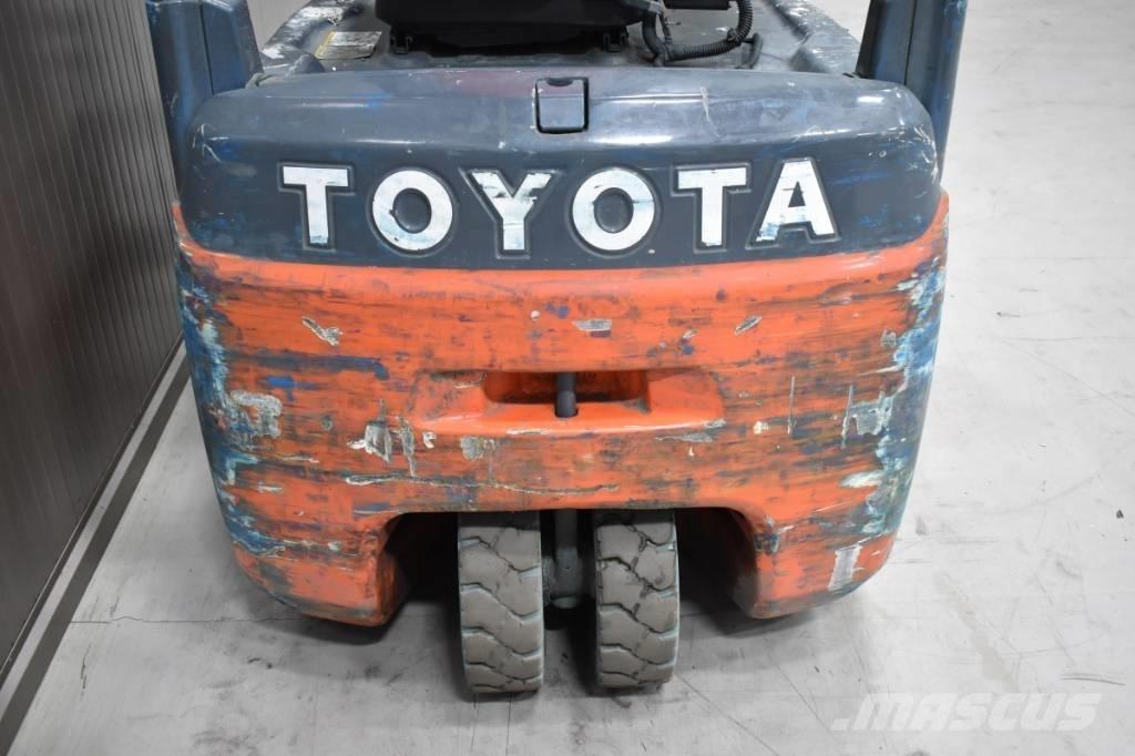 Toyota 8FBE16T Elektromos targoncák