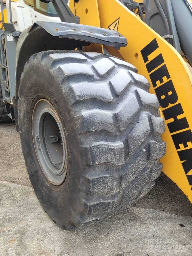 Liebherr L580 XPower Gumikerekes homlokrakodók