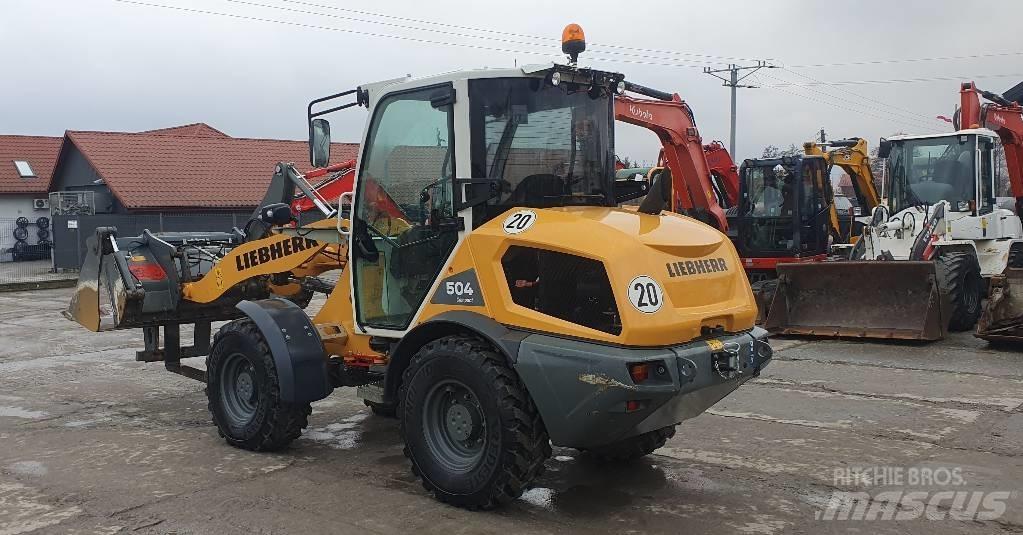 Liebherr L504C Gumikerekes homlokrakodók