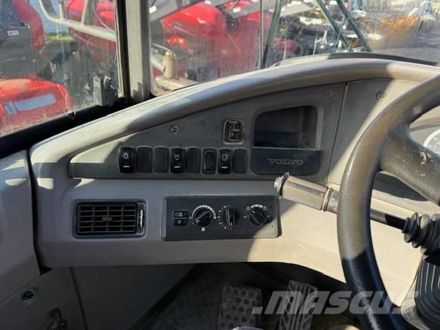 Volvo A 30 F Csuklósdömperek