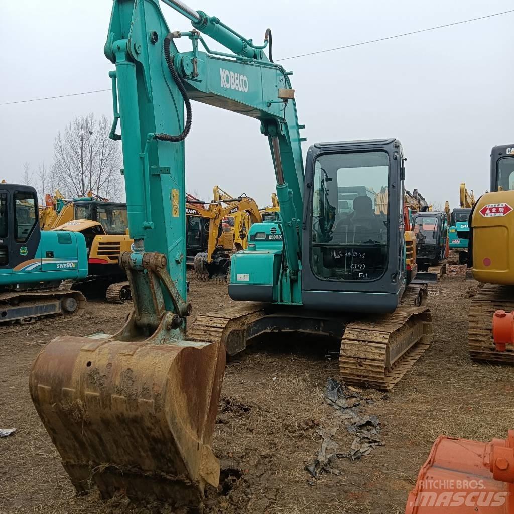 Kobelco SK75-8 Közepes (midi) kotrók 7 t - 12 t