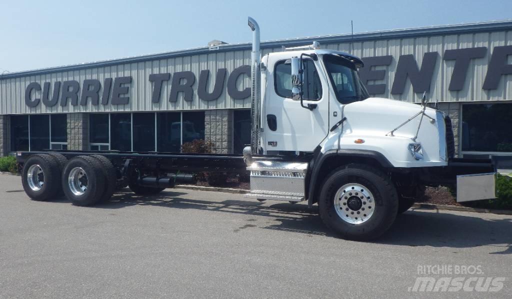 Freightliner 114 SD Fülkés alváz