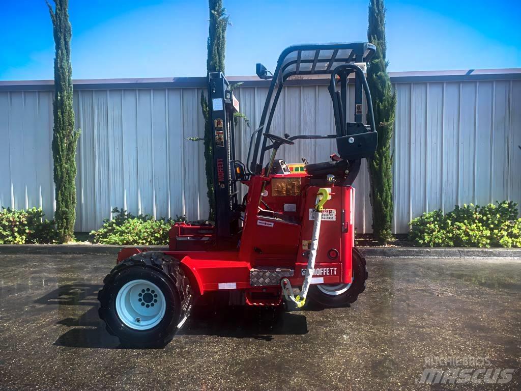 Moffett M55 Teherautóra szerelt targonca
