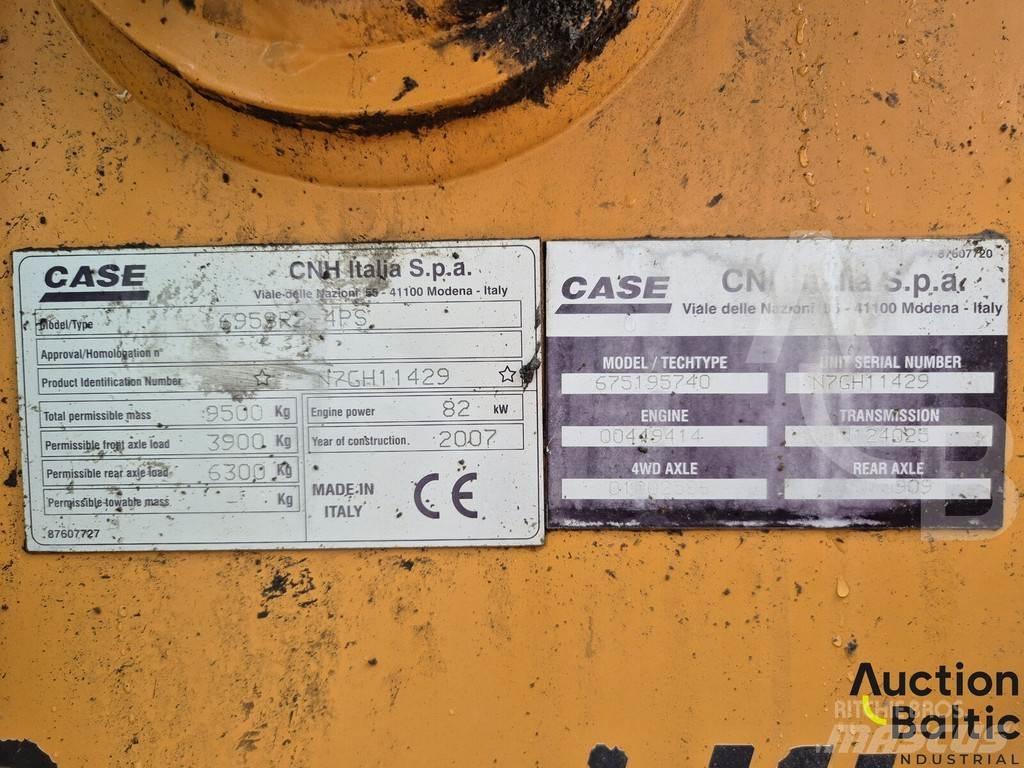 CASE 695SR2-4PS Közepes (midi) kotrók 7 t - 12 t
