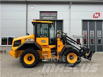 JCB 411 HT Gumikerekes homlokrakodók