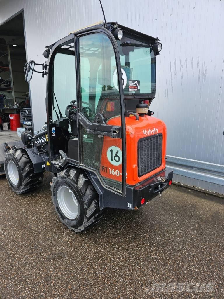 Kubota RT160-2 Gumikerekes homlokrakodók