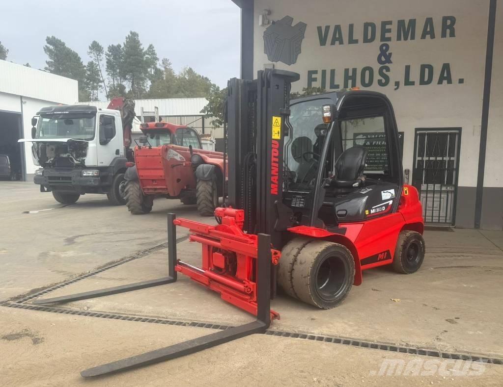 Manitou MI 30 D Dízel targoncák
