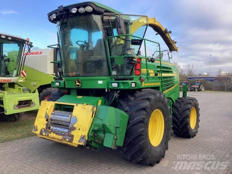 John Deere 7550i Önjáró szecskázók