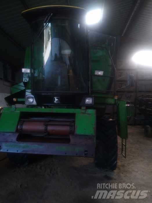 John Deere 1065 Kombájnok