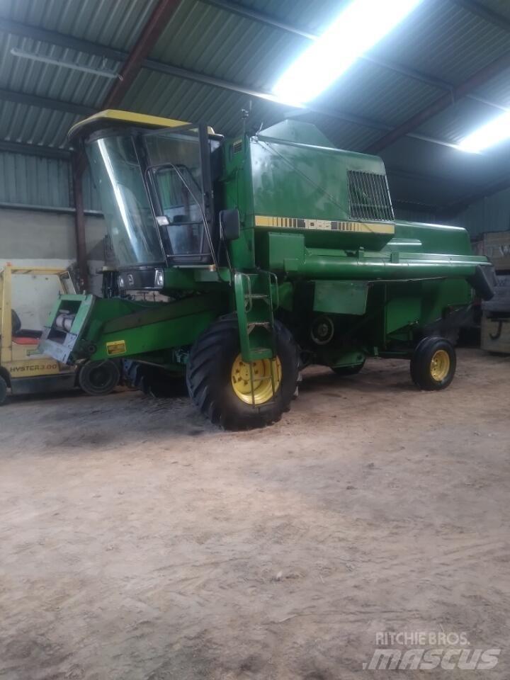 John Deere 1065 Kombájnok