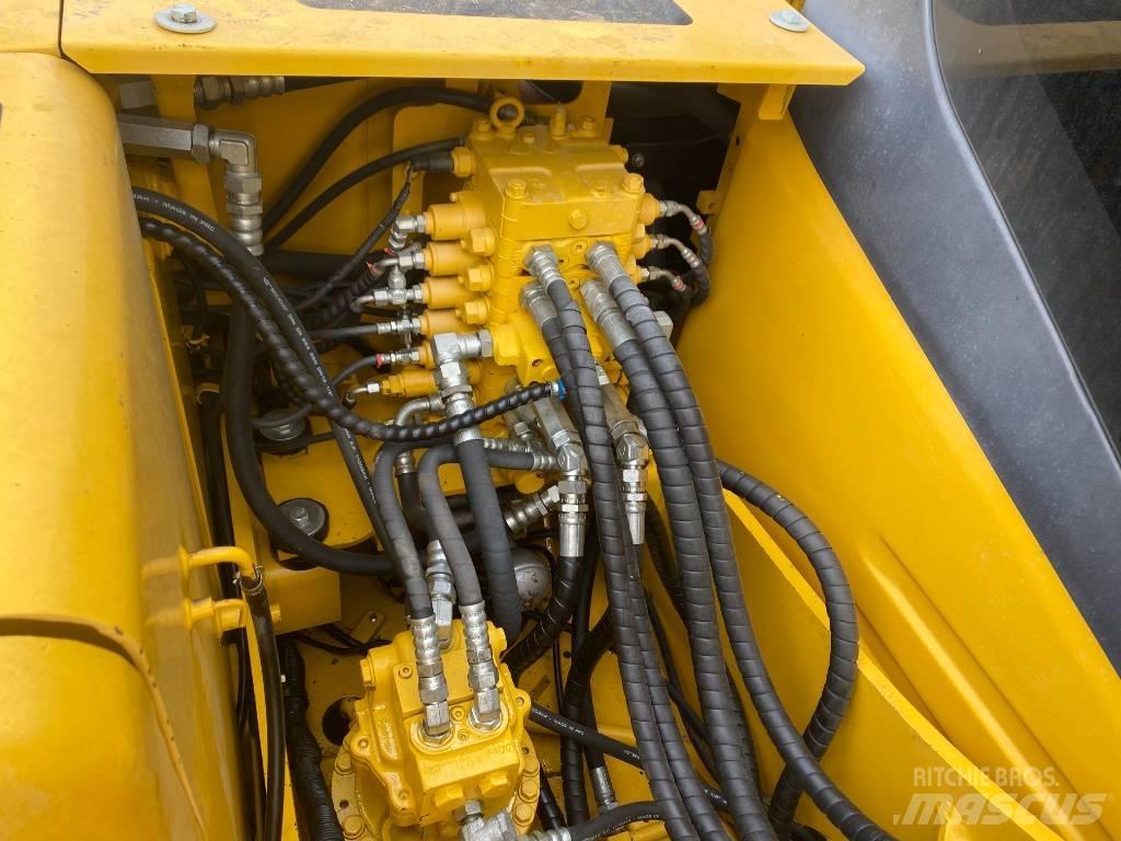 Komatsu 110LC-7 Lánctalpas kotrók