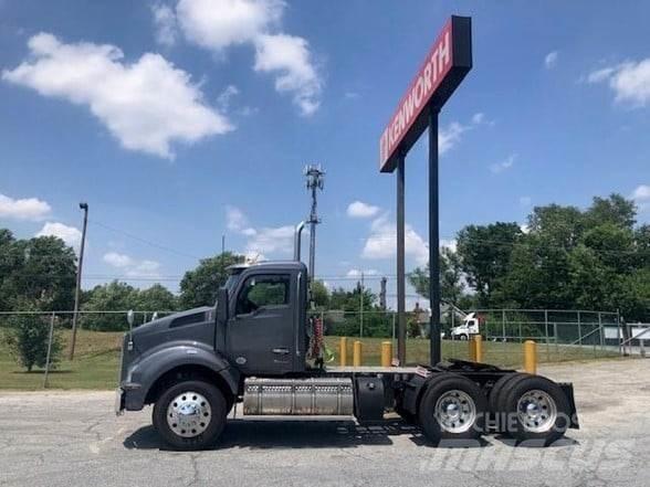Kenworth T880 Nyergesvontatók
