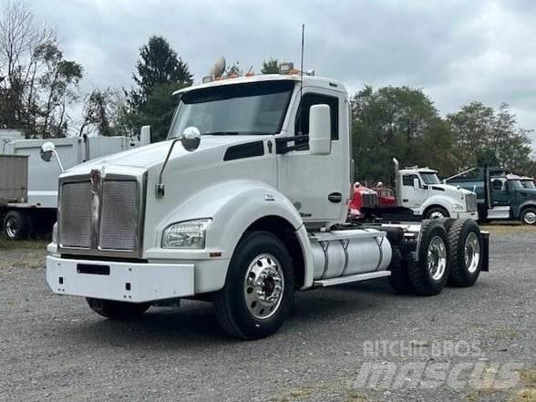 Kenworth T880 Nyergesvontatók