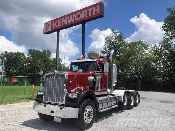 Kenworth W900B Nyergesvontatók