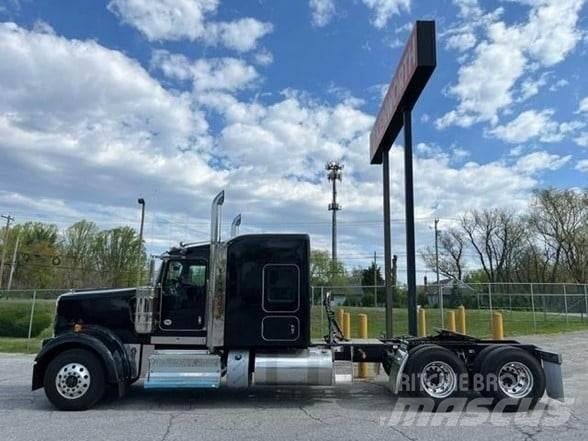 Kenworth W900L Nyergesvontatók