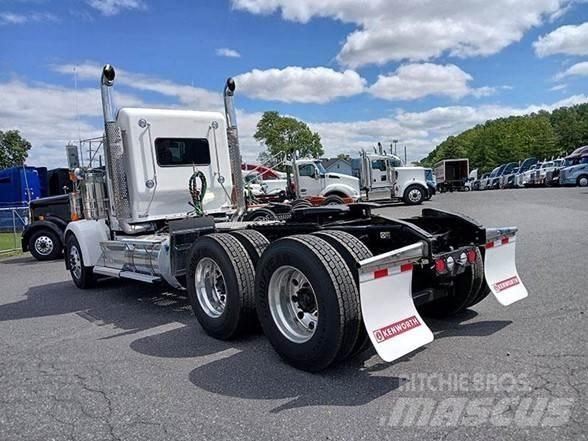 Kenworth W900L Nyergesvontatók