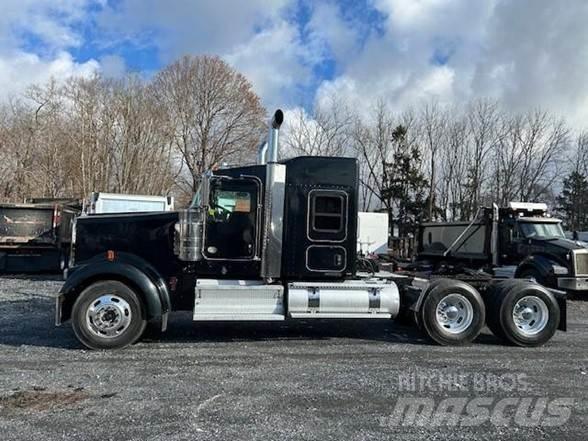 Kenworth W900L Nyergesvontatók