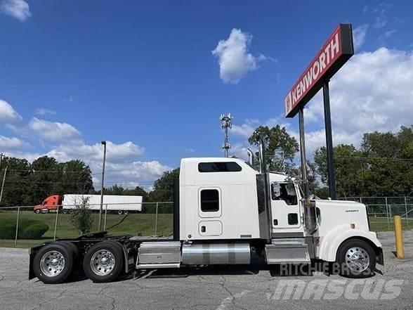 Kenworth W900L Nyergesvontatók
