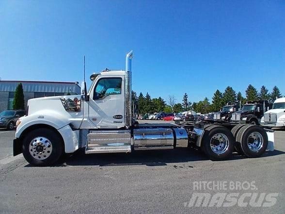Kenworth W990 Nyergesvontatók