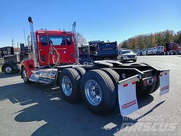 Kenworth W990 Nyergesvontatók