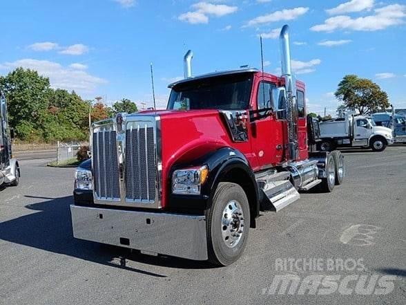 Kenworth W990 Nyergesvontatók