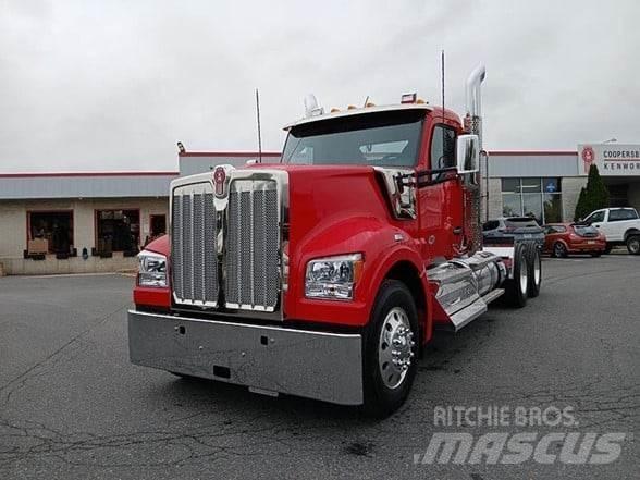 Kenworth W990 Nyergesvontatók