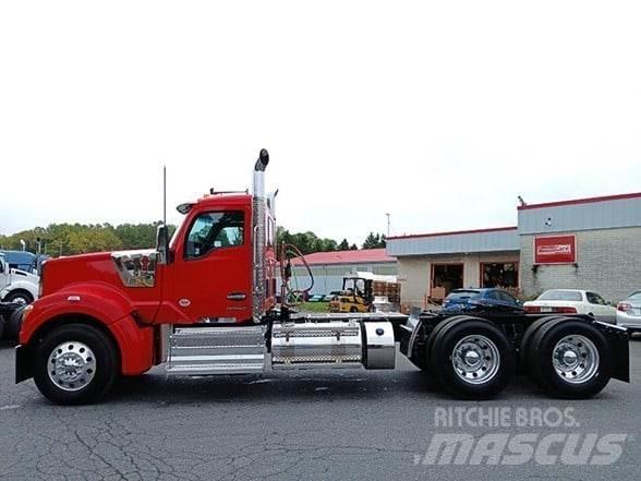 Kenworth W990 Nyergesvontatók